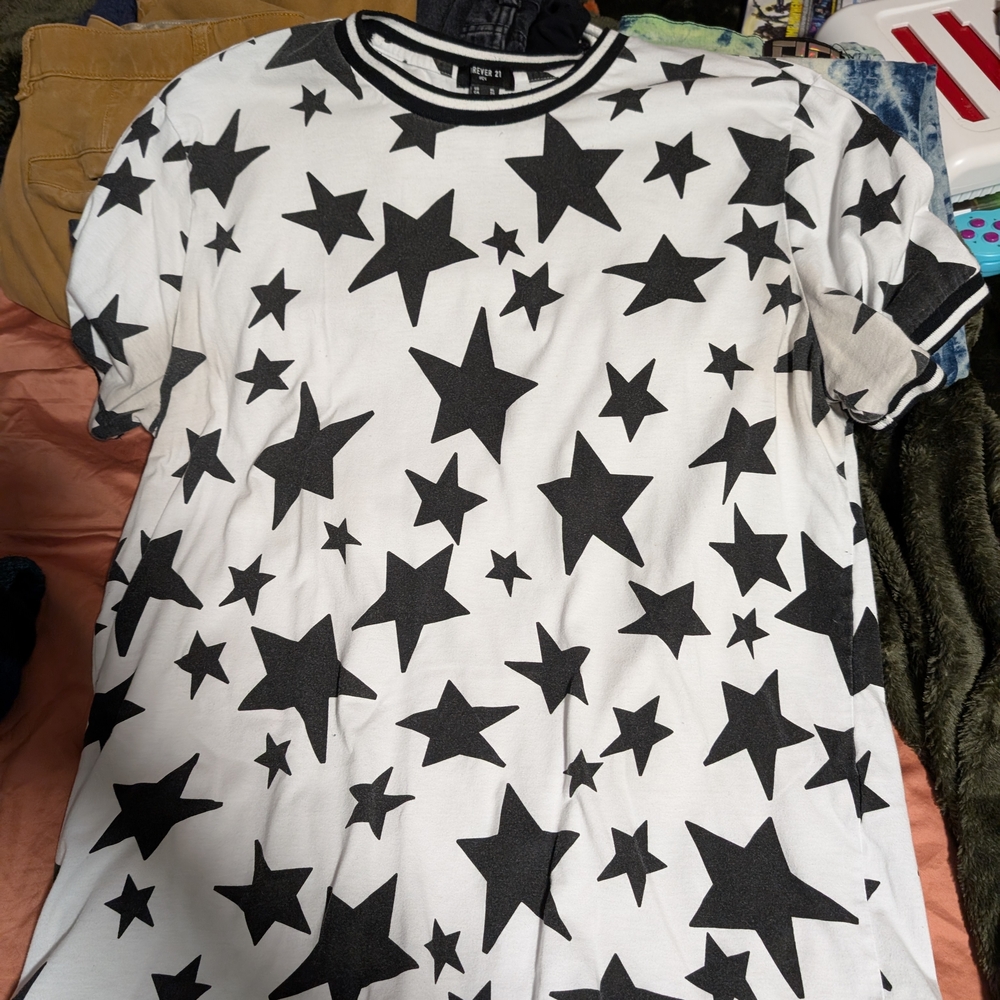 Forever 21 Monochrome Star Tee
